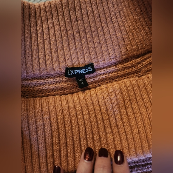 Off shoulder sweater - Picture 2 of 5